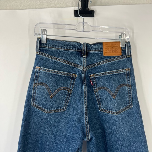 Levi’s Ribcage Straight Jeans High Rise Button Fly - Picture 6 of 8